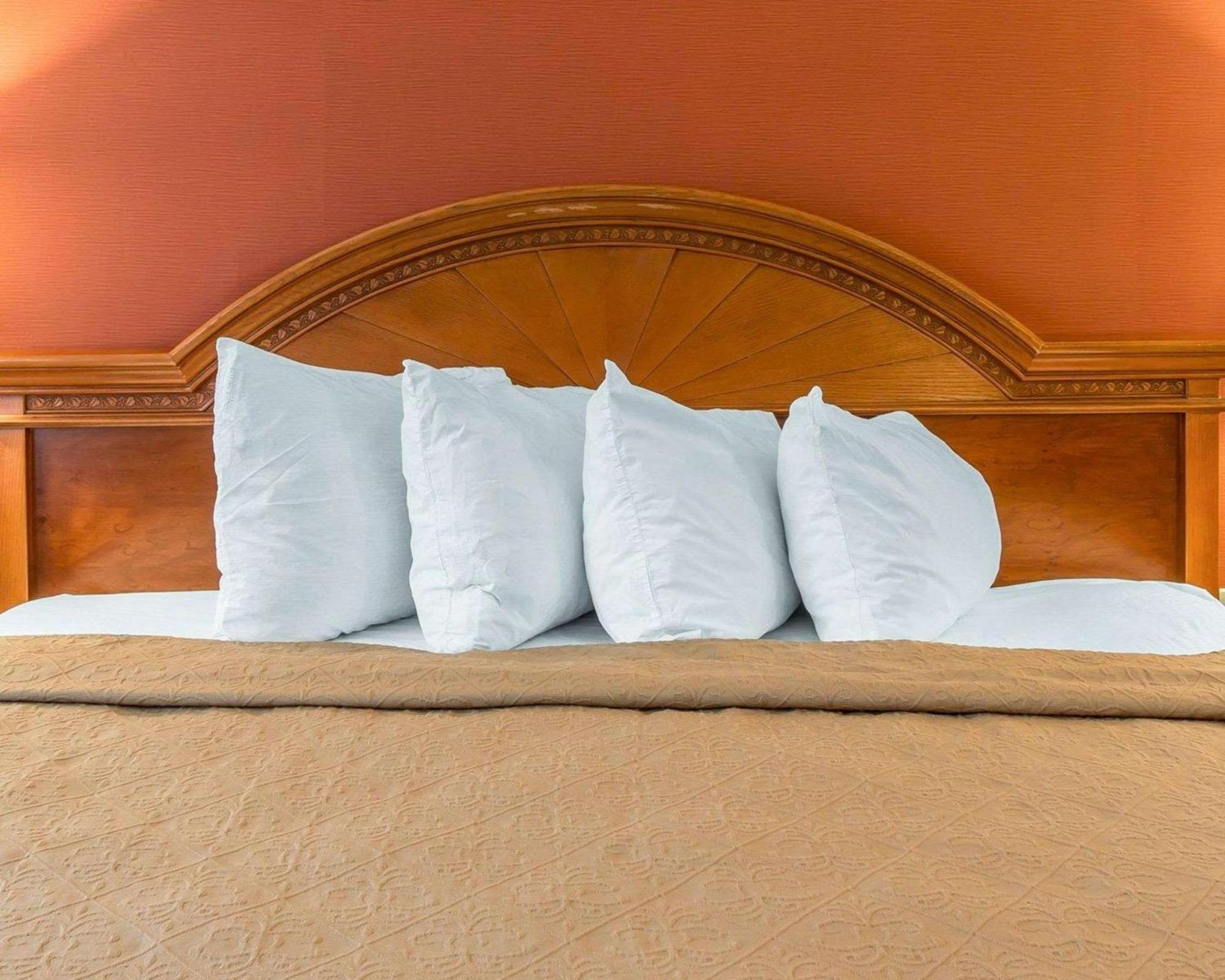 Quality Inn Gaylord Extérieur photo