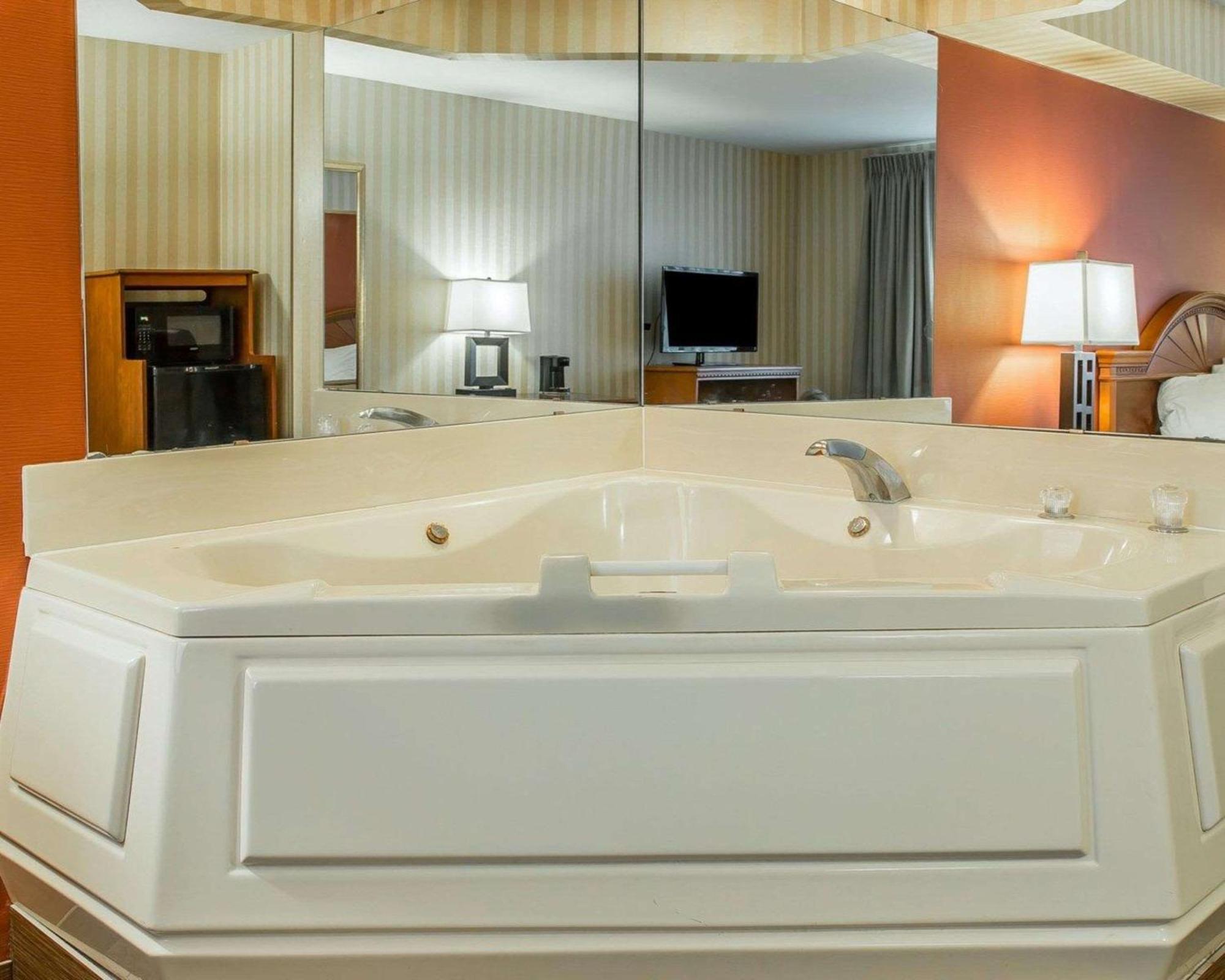 Quality Inn Gaylord Extérieur photo