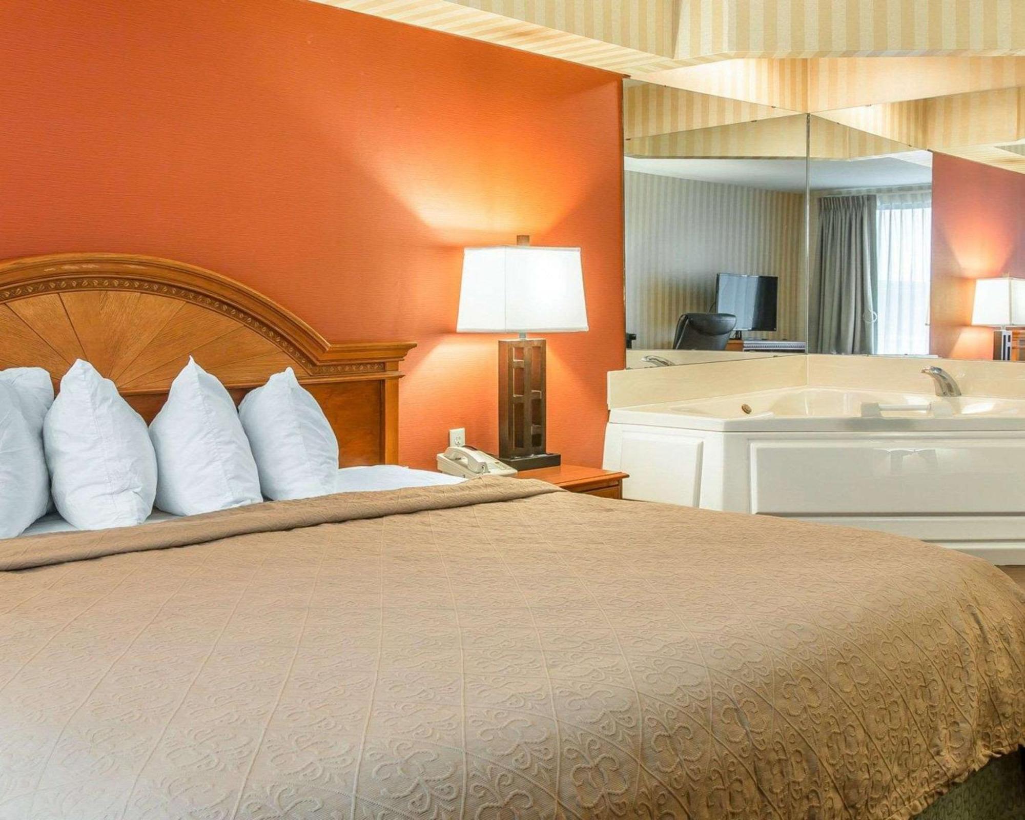 Quality Inn Gaylord Extérieur photo