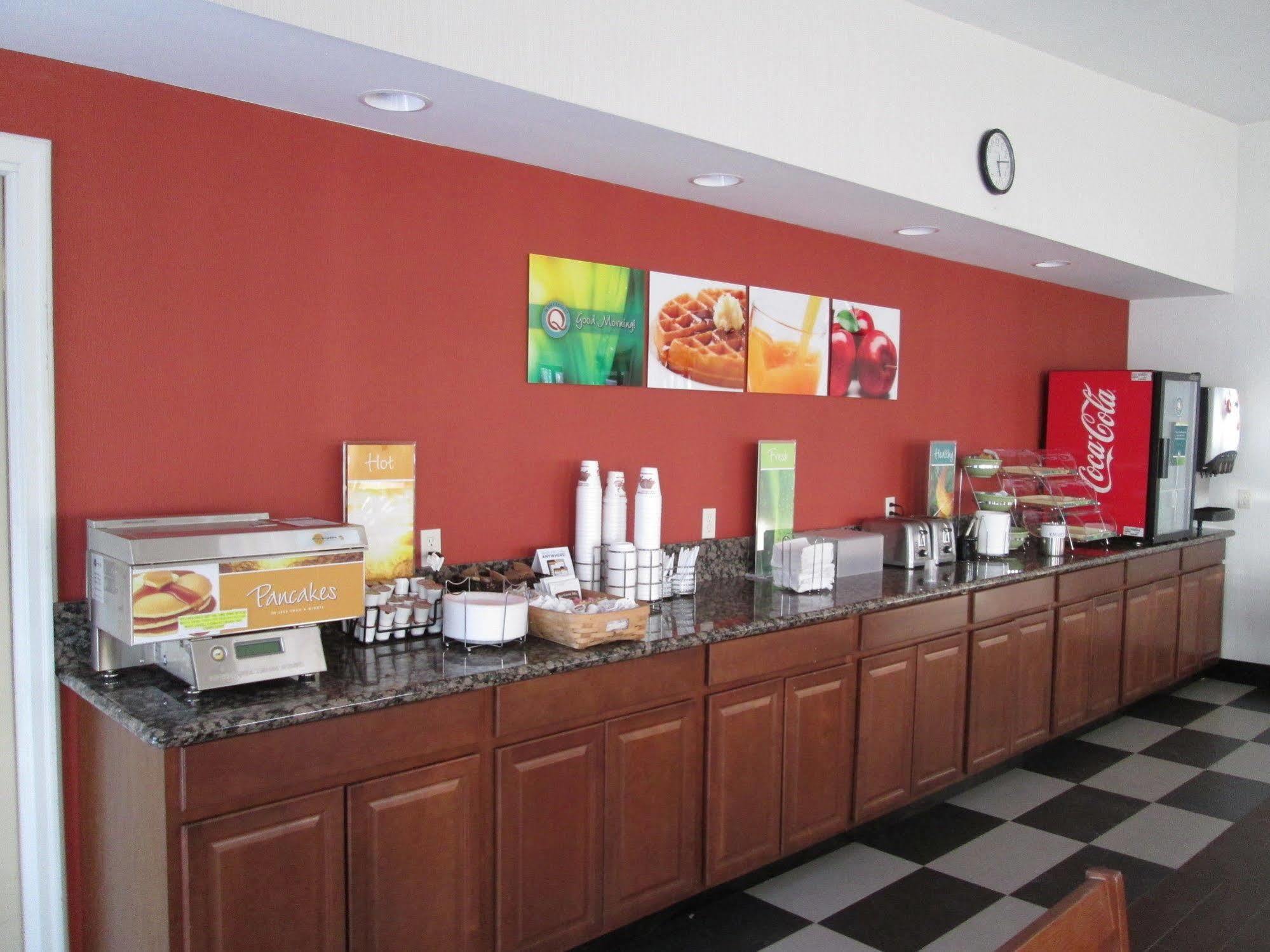 Quality Inn Gaylord Extérieur photo