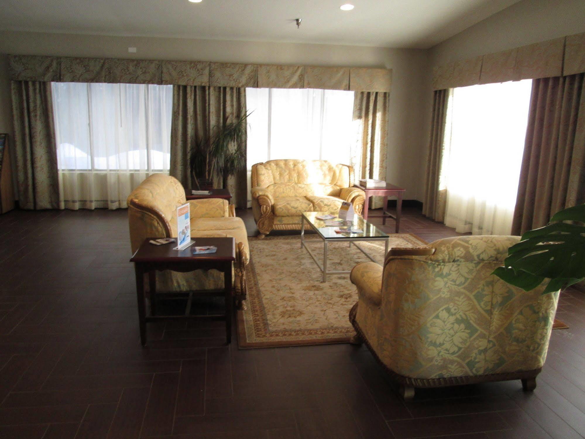 Quality Inn Gaylord Extérieur photo